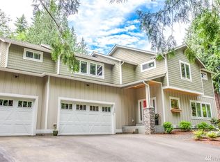 11450 Arrow Point Dr NE, Bainbridge Island, WA 98110