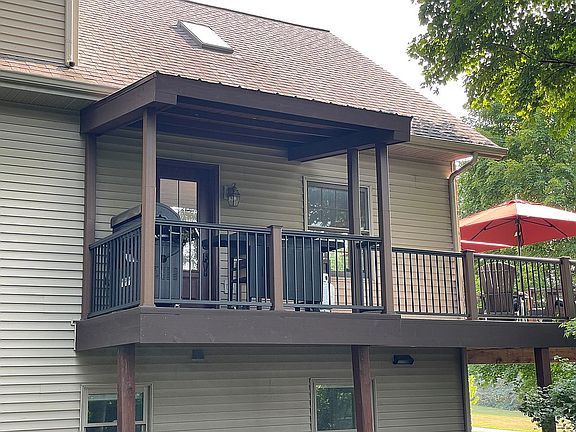 Back covered grill area