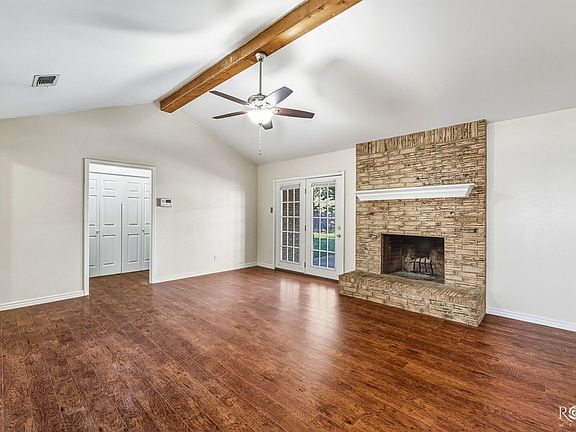 4th image of 1219 Rita Cir