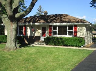 17W251 Elder Ln, Oakbrook Terrace, IL 60181