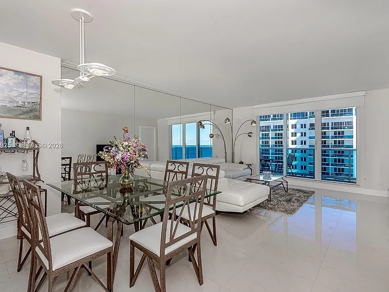 2301 Collins Ave #1416 — Photo 3