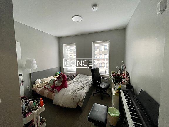 2nd image of 110 Hemenway St #201