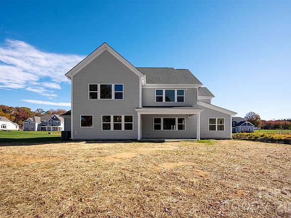 3rd image of 11009 Tyler Brook Ln #Oak0043