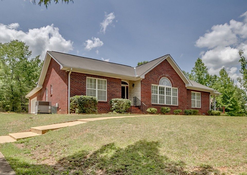 1st image of 15200 Christian Lake Dr