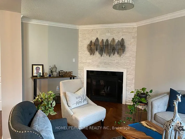 31 Middlecote Dr — Photo 6