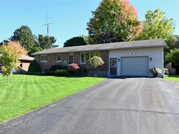 15 Hillsdale Ave, Chatham Kent, ON N0P 2C0
