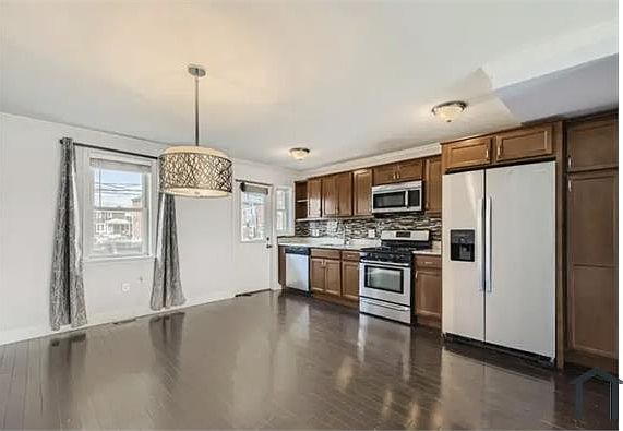 3rd image of 7924 Saint Bridget Ln