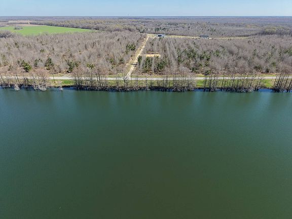 3rd image of 142 Jones Rd