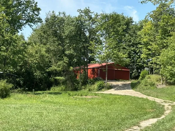 8174 Veto Rd, Belpre, OH 45714