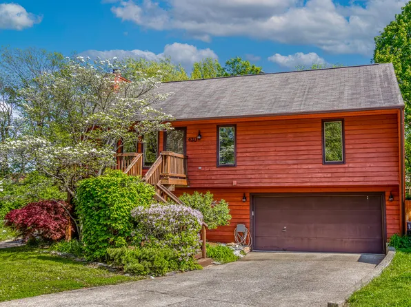 420 Stonehedge Pl, Lexington, KY 40517