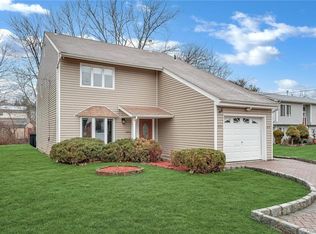 421 N Main St, Spring Valley, NY 10977