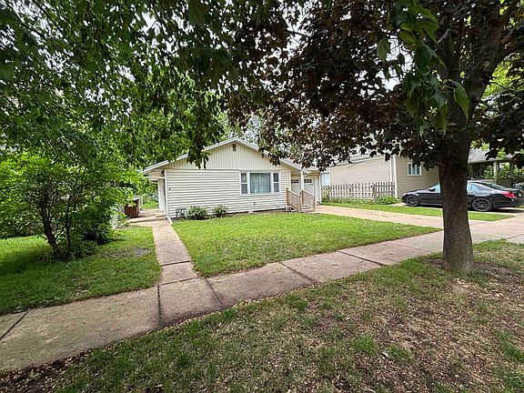 2nd image of 2024 Cumberland St