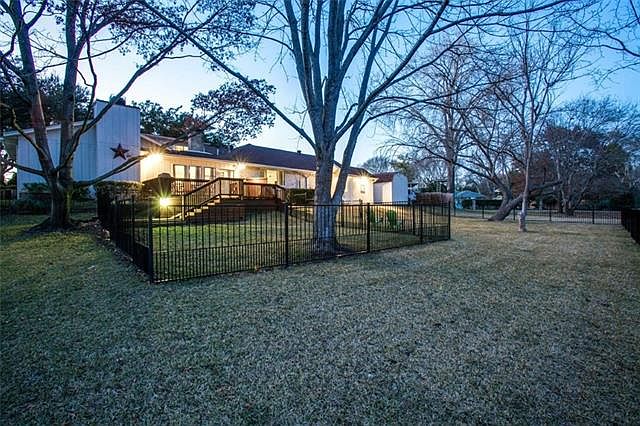 1st image of 2808 Bowling Green Cir