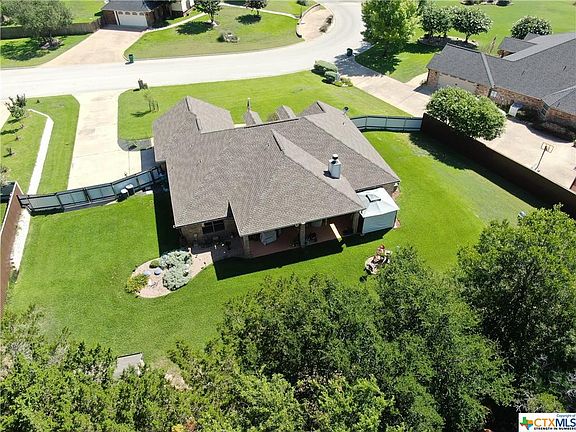 3rd image of 3922 Bella Vista Loop