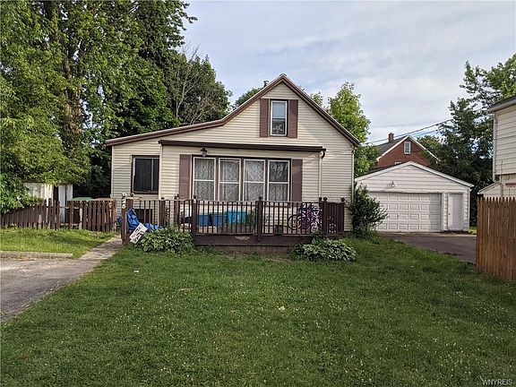2nd image of 25 Vera Ave