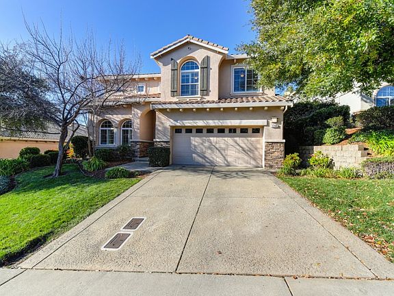 2nd image of 1248 Villagio Dr