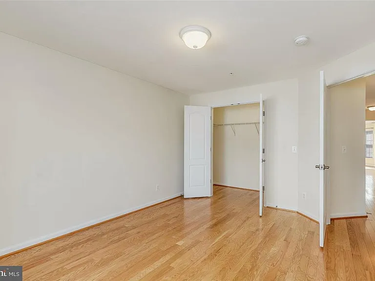 15221 Leicestershire St — Photo 14