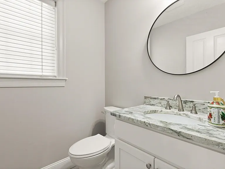 7 Hill St #6 — Photo 10
