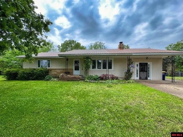 312 Howard St, Mountain Home, AR 72653