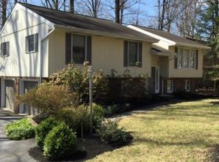 24 Poplar Ln, Elizabethtown, PA 17022