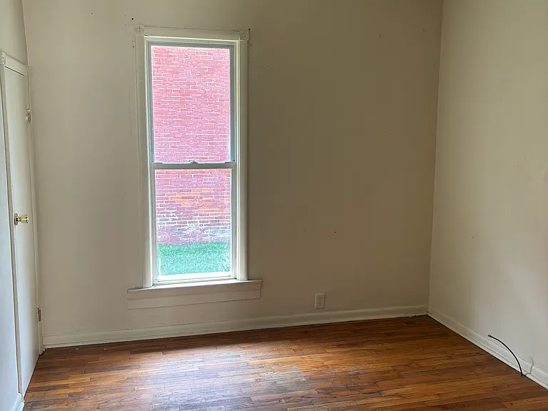 722 S Main St — Photo 8