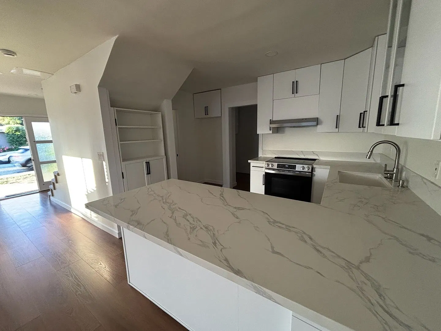 2217 Voorhees Ave. — Photo 2