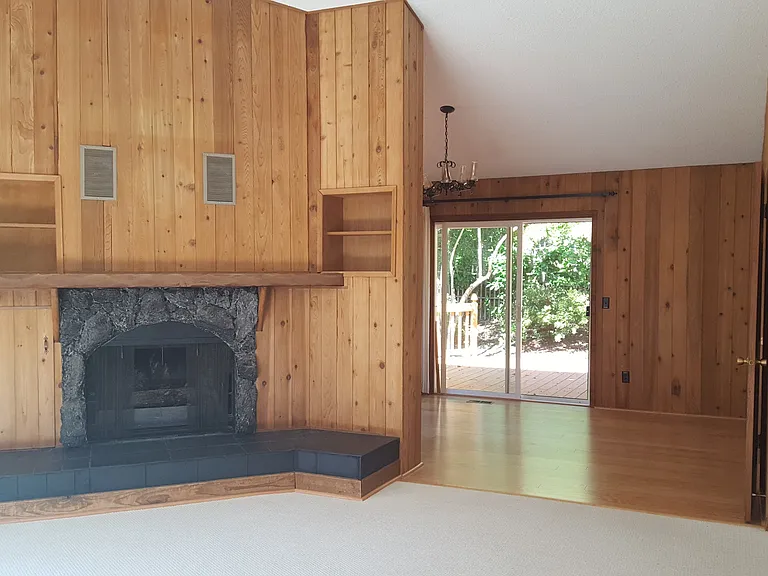 8065 SW Ridgeway Dr — Photo 3