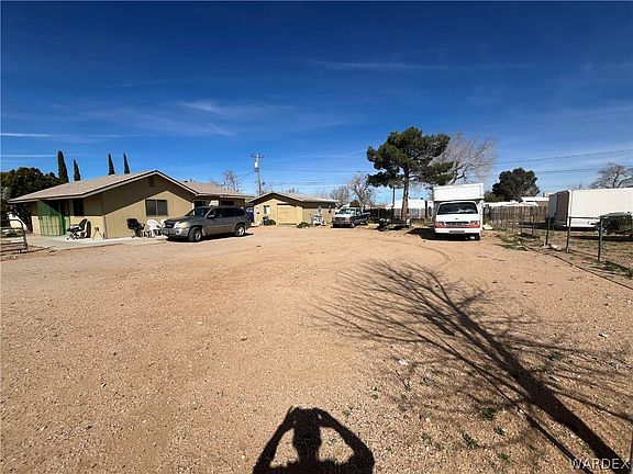 2nd image of 3765 E John L Avenue