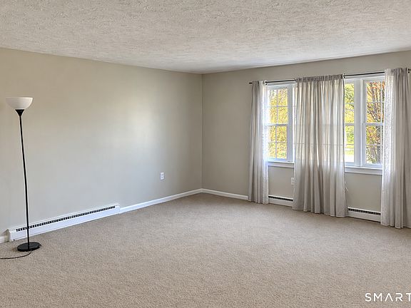 4th image of 105 Horse Pond Road #A