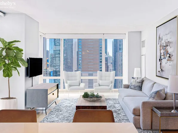 247 West 46th Street 3205 image 2 of 14
