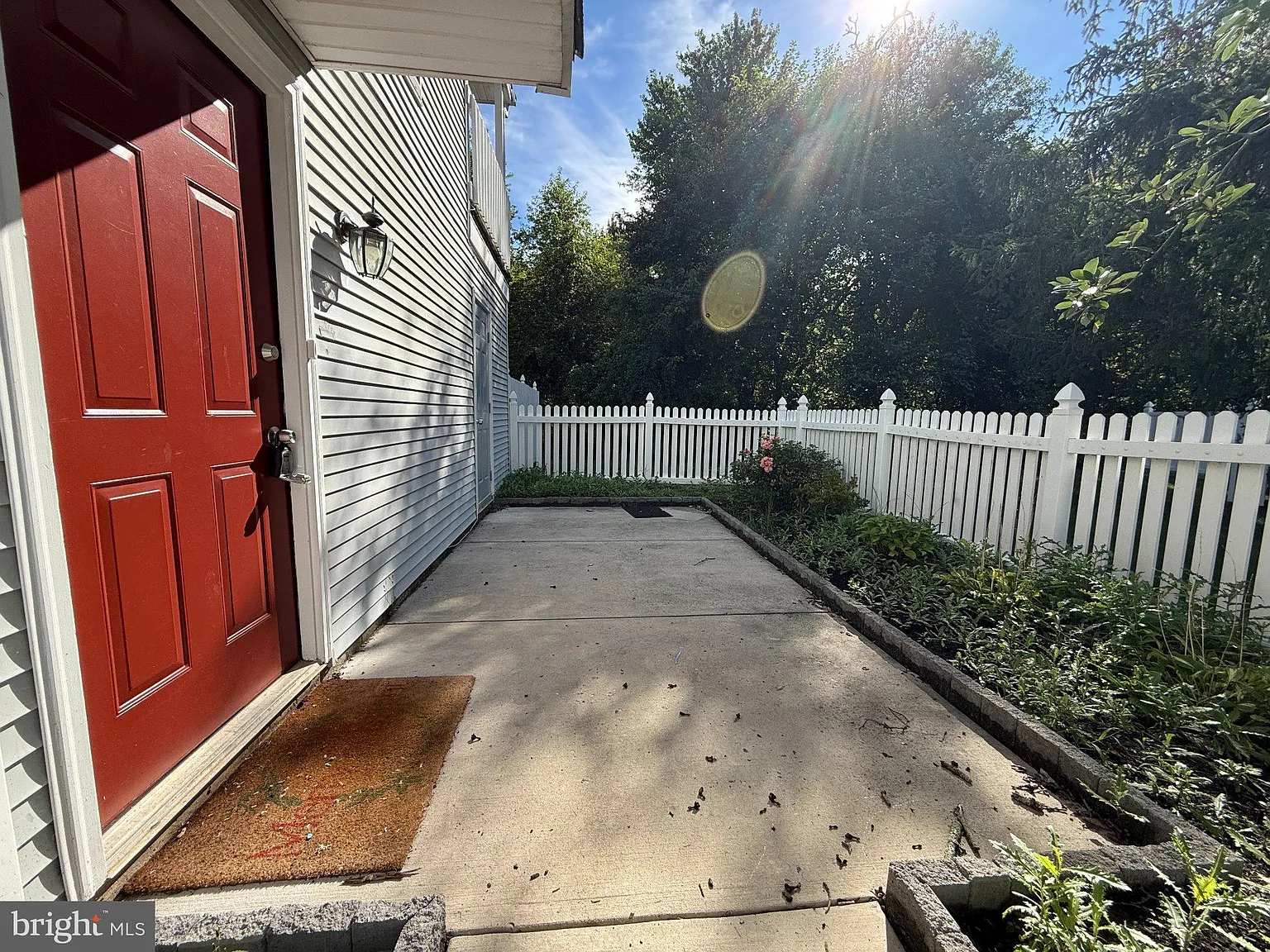 3 bed, 2.0 bath, $2,750 — Photo 2