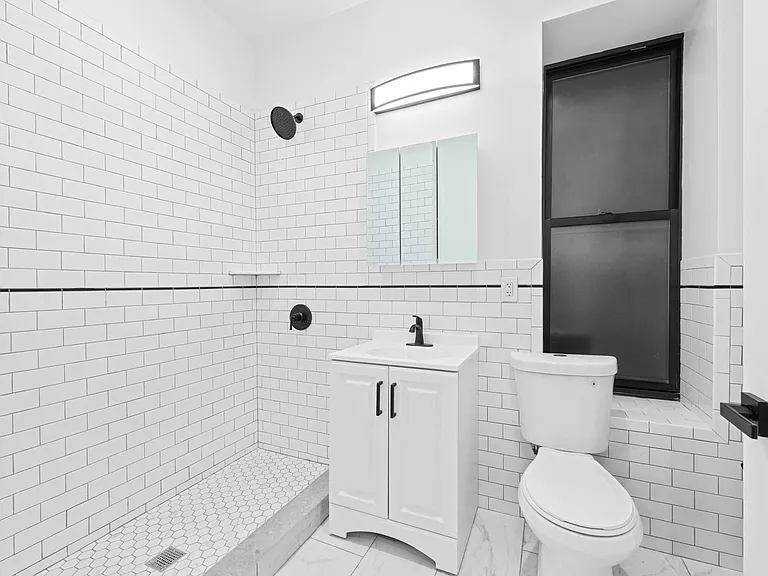 145 E 30th St #1L — Photo 11