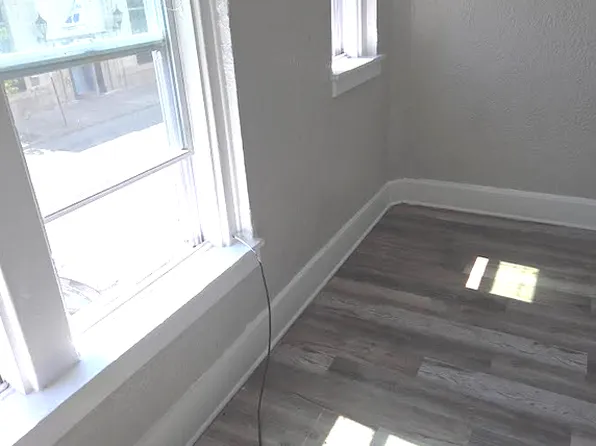 1910 Pine Ave APT 2, Niagara Falls, NY 14301