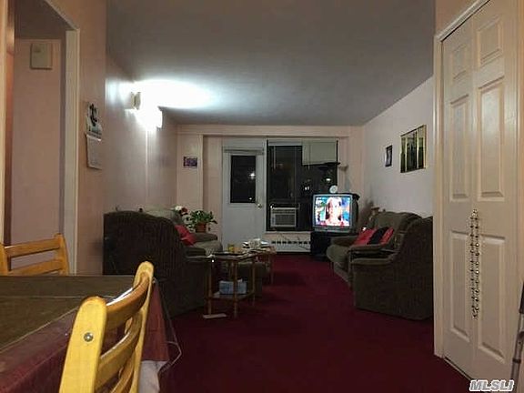4th image of 61-15 98th St APT 7H