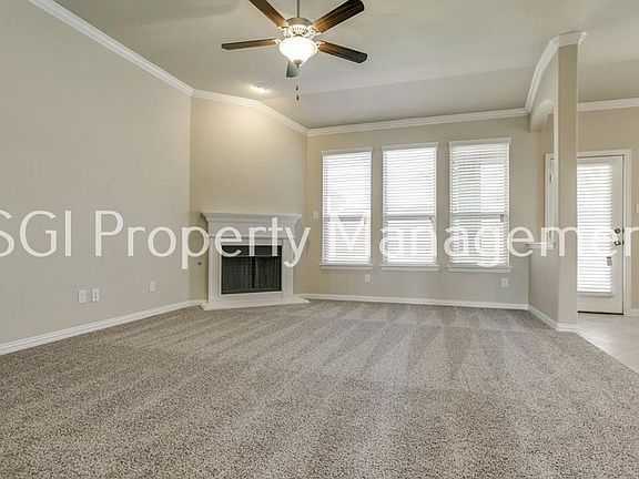 5th image of 12308 Buffalo Gap Dr