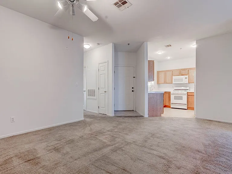 1846 Scimitar Dr — Photo 18