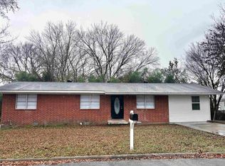 805 W Elm St, Morrilton, AR 72110