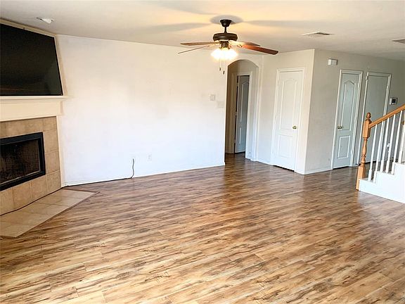 5th image of 4711 Fox Meadows Ln