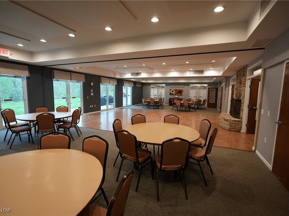 10367 Rock Ledge Way, North Royalton, OH 44133