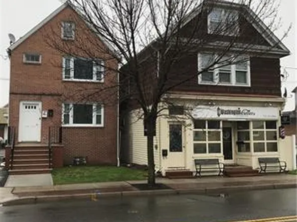 230 Washington Ave #1, Carteret, NJ 07008