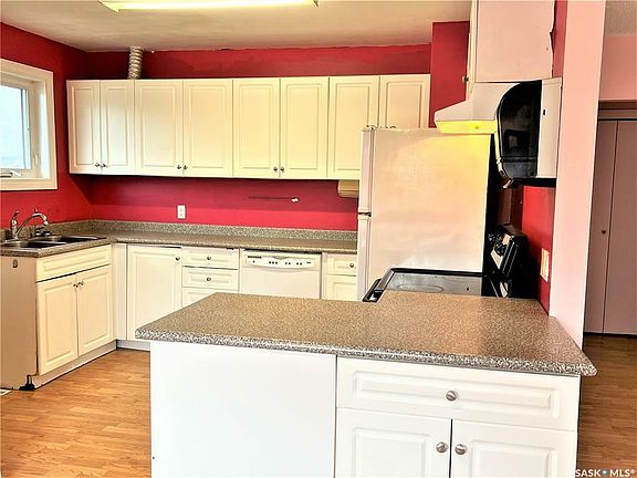 5th image of 1040 13th St