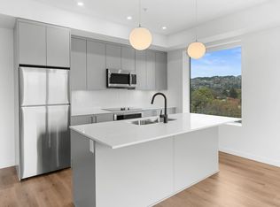 1301 Belaire Ave #1, Kelowna, BC V1Y0L6