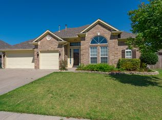 3821 Warrington Way, Norman, OK 73072