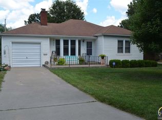 908 SW Frazier Ave, Topeka, KS 66606