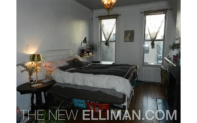 Rented by Douglas Elliman | media 29