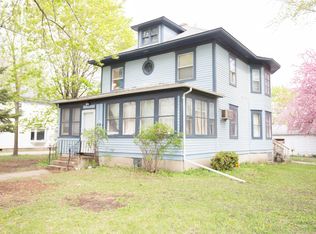 1010 Chestnut St, Dawson, MN 56232