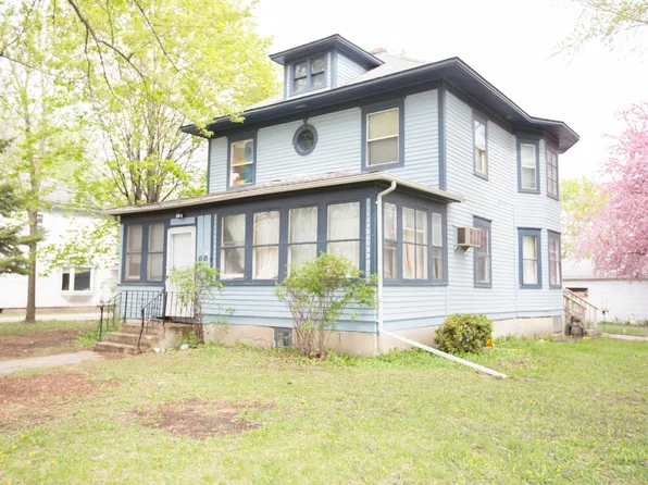 1010 Chestnut St, Dawson, MN 56232