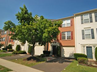 302 Amy Ct, North Wales, PA 19454