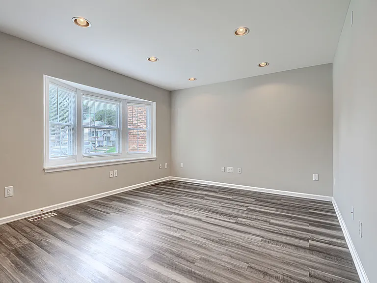 209 Bridge Dr — Photo 7