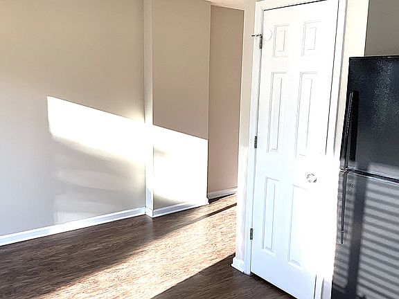 4th image of 701 Navaho Blvd